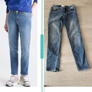 Duer Slim Straight Jeans